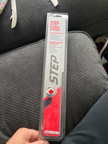 Bauer Step Steel 230 mm (New)