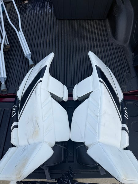 35" Warrior Ritual GT Goalie Leg Pads (Used)