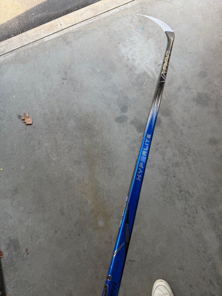 Senior Bauer Vapor Hyperlite 2 Right Handed Hockey Stick P92 65 Flex (Used)