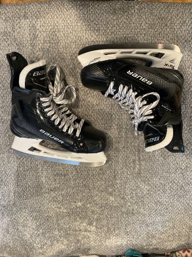 2024 Bauer Supreme Matrix Hockey Skates Extra Wide Width 8.5 (New)