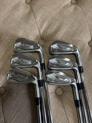 Srixon ZX5 MKII Iron Set 5-PW KBS Tour Lite Regular Flex +1/4 NICE
