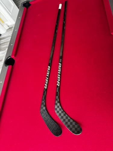 Custom Blacked out Intermediate Bauer Vapor Hyperlite 2 Left Hand Hockey Stick P28 65 Flex (New