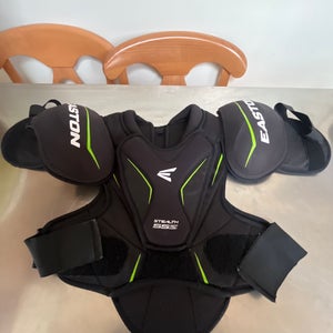 Men's Small Senior Easton Stealth 55S Shoulder Pads (Used)