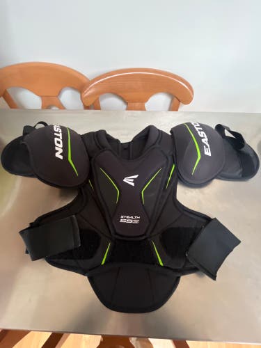Men's Small Senior Easton Stealth 55S Shoulder Pads (Used)