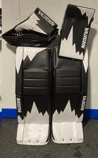 Used 33" Vaughn Velocity V9 Goalie Leg Pads Pro Stock (READ DESCRIPTION)