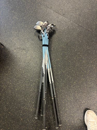 Women's TOPGOLF Right Handed Clubs (No putter) Ladies Flex 11 Pieces (Used)