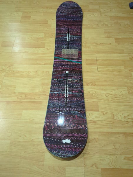 Women's Burton Snowboard Feather 149cm. Beginners- intermediate