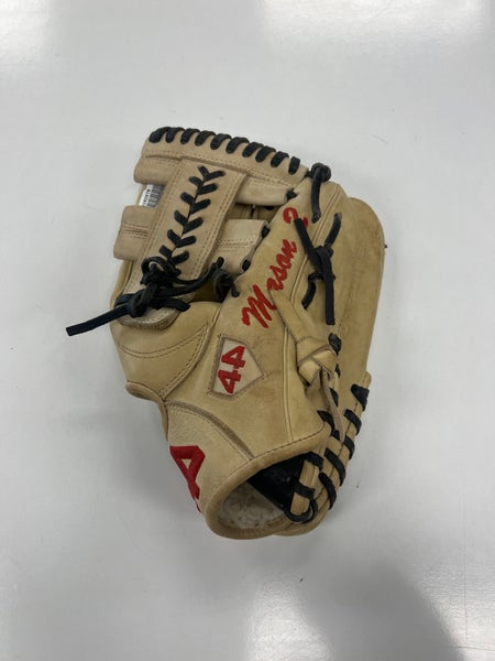 44 Pro 44-SC RH Infield Baseball Glove 11.5" (Used)