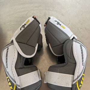 Intermediate Large Warrior Dynasty AX2 Elbow Pads (Used)