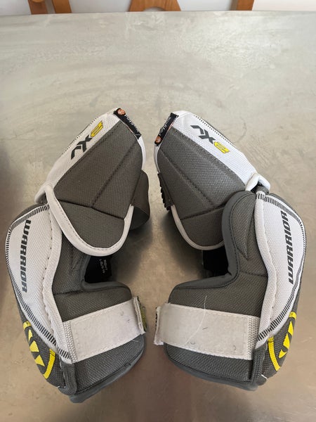 Intermediate Large Warrior Dynasty AX2 Elbow Pads (Used)