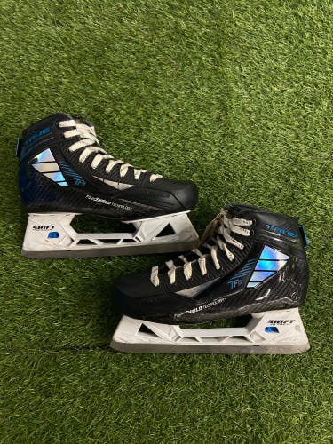Senior True TF9 Hockey Goalie Skates Regular Width 8 (Used)