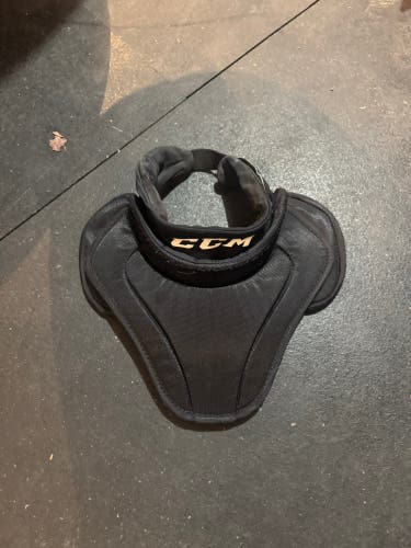 CCM Goalie Neck Guard