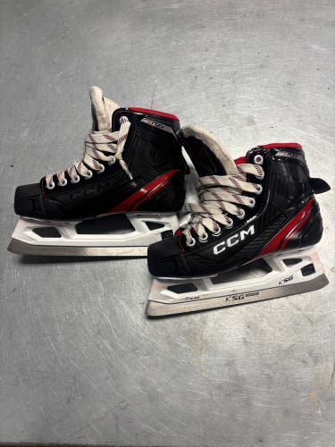 CCM EFlex 6.5 Hockey Goalie Skates Regular Width Size 4 (Used)