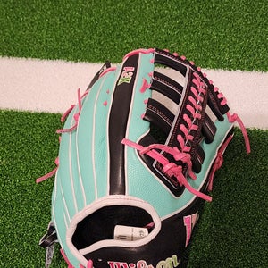 2025 Wilson RH Outfield A2K Baseball Glove 12.75" (New)