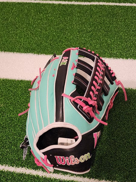 2025 Wilson RH Outfield A2K Baseball Glove 12.75" (New)