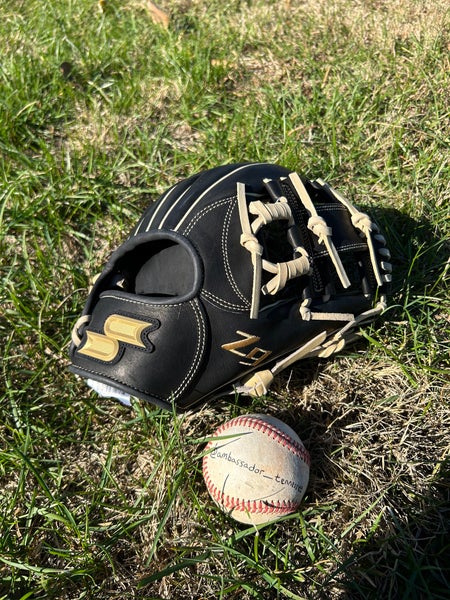 SSK Z9 Maestro 11.5” Black/Camel Spiral I Web Infield Baseball Glove