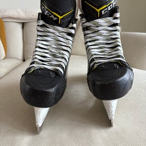 2020 CCM Super Tacks AS3 Pro Hockey Skates 10 (Used)