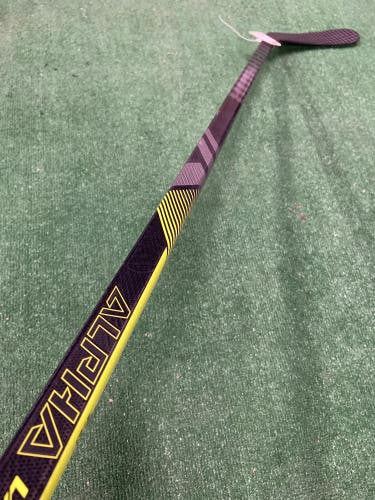 Intermediate Warrior Alpha LX2 Max Hockey Stick Right Handed W03 63 Flex (Used)