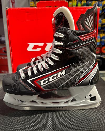 2019 CCM JetSpeed FT490 Hockey Skates Regular Width 9 (New)