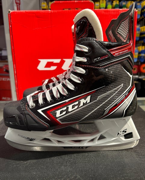 2019 CCM JetSpeed FT490 Hockey Skates Regular Width 9 (New)
