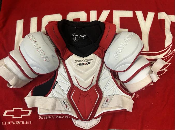 NHL Red Wings Pro Stock Bauer Vapor APX 2 Hockey Shoulder Pads Sr. Large