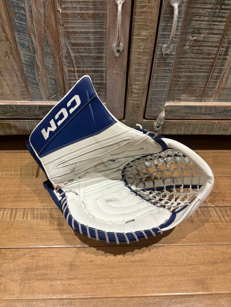 Pro Stock CCM EFlex 7 Pro Goalie Glove 580 Hildeby