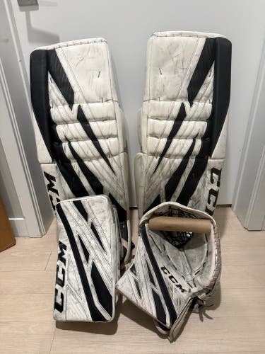36" CCM Extreme Flex 4 Regular Goalie Full Set (Used)