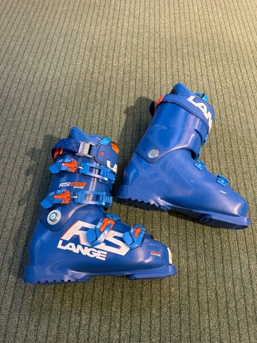 Mondo 25 & 25.5 Men's Lange RS 130 Wide Ski Boots Stiff Flex (Used)