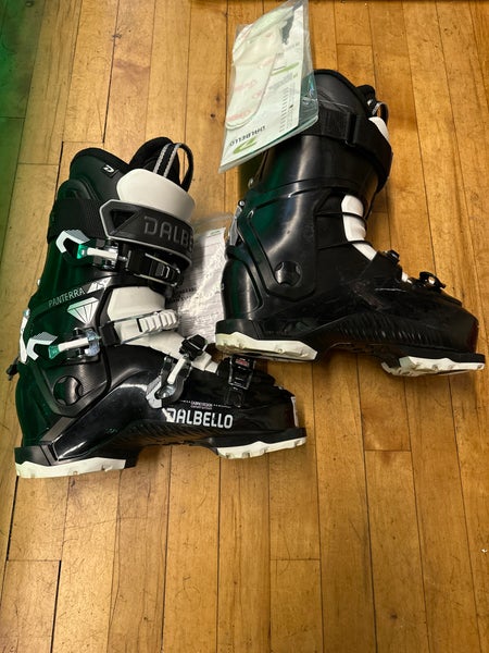 Mondo 26 & 26.5 Women's Dalbello Panterra Ski Boots Soft Flex (Used)