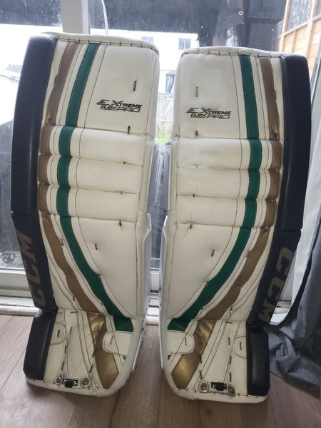 34"+1 CCM Extreme Flex Pro Goalie Leg Pads Pro Stock (Used)