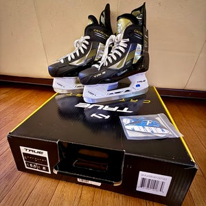 True Catalyst 7 Hockey Skates Regular Width 6.5 R (New)