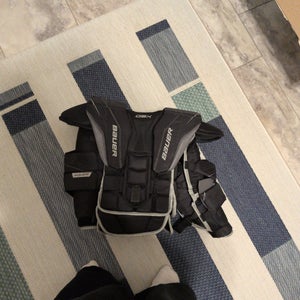 Small / Medium Bauer GSX Goalie Chest Protector (Used)