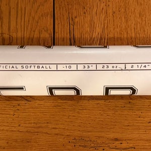 2024 Mizuno F24 CRBN1 Composite Bat (-10) 23 oz 33" (Used)