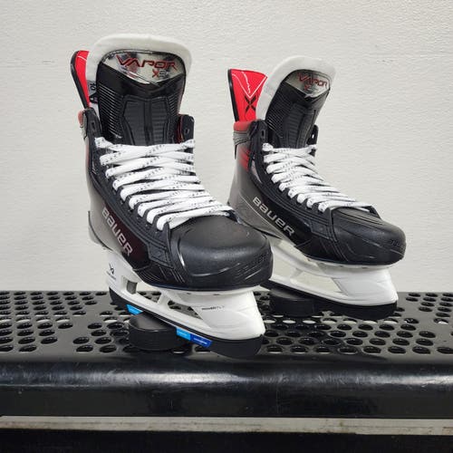 Bauer Vapor X5 Pro Senior Hockey Skates (New) - steel sold separately