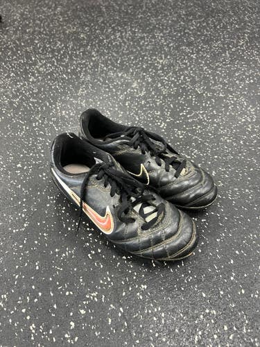 Used Nike Soccer Cleats Black Junior 02 11849-S000033498