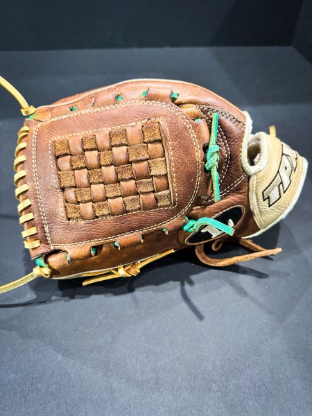 Louisville Slugger TPX Omaha Legacy Series “Irish Luck” - 12.00" [LHT]