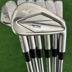 Mizuno JPX 923 Forged Iron Set 4-P / Dynamic Gold 105 Stiff