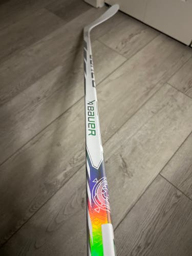 Intermediate Bauer Proto-R Right Handed Hockey Stick P28 55 Flex (New)