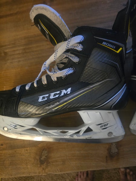 CCM Hockey Skates Regular Width (Used)