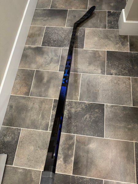 Senior CCM Ribcor Trigger 10 Pro Right Handed Hockey Stick P28+1/4 75 Flex (Used)