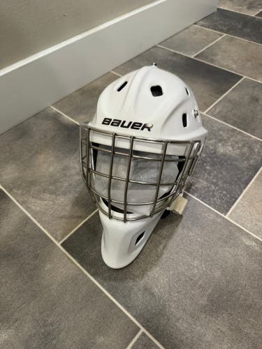 Senior Small 2022 Bauer NME One Goalie Mask Pro Stock (New)