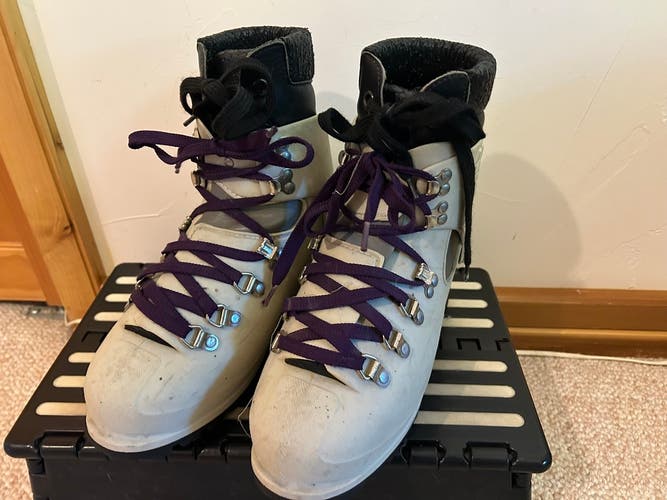 Koflach Viva Soft Lady Swiss Mountaineering Boots Sz 36 with Scarpa Thermal Liners