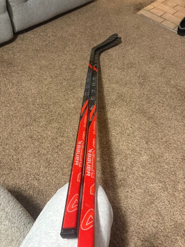 Senior Bauer Nexus Tracer Right Handed Hockey Stick P92 87 Flex (Used)