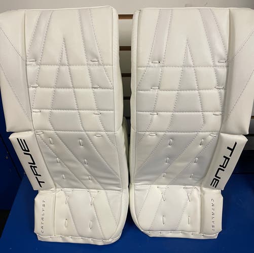 New True Catalyst Jr Goalie Leg Pads 26”+2”