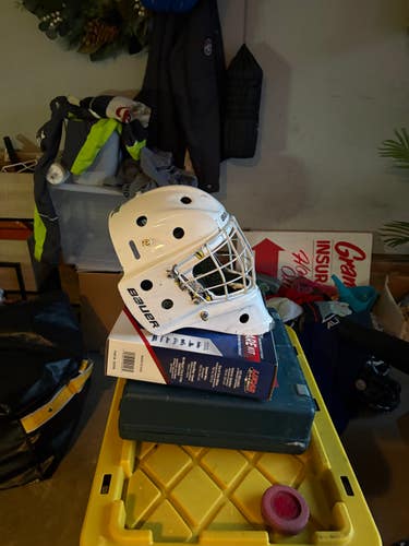 Large Bauer NME VTX Goalie Mask Pro Stock (Used)