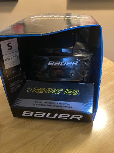 Small Bauer Re-Akt 150 Helmet Pro Stock (Used)