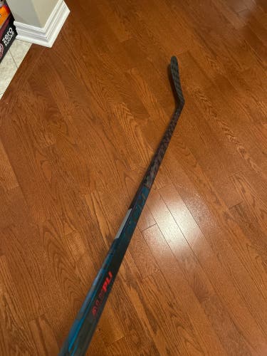 Senior CCM Vizion Left Hand Hockey Stick P28+1/4 85 Flex (New)