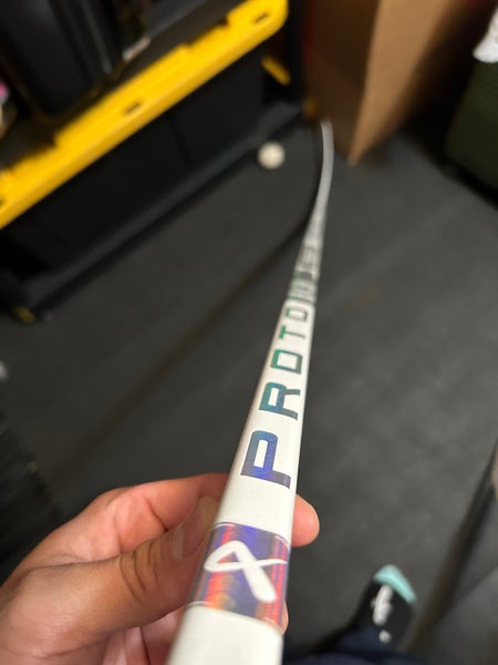 New Intermediate Bauer Proto-R (White) - Right Handed Hockey Stick P92 50 Flex
