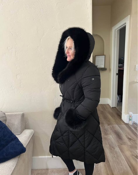 Winter ski Coat: White Women's Medium Jacket (New)