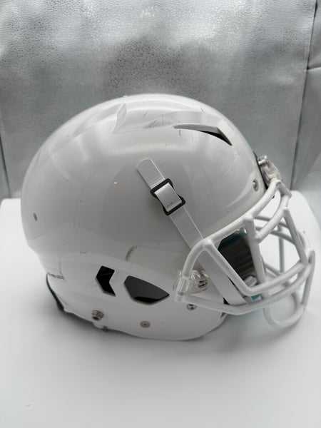 Adult Large Schutt Vengeance A11 Helmet (Used)